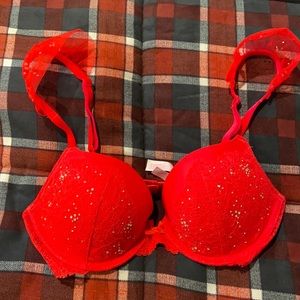 Victoria’s Secret dream angels push-up bra